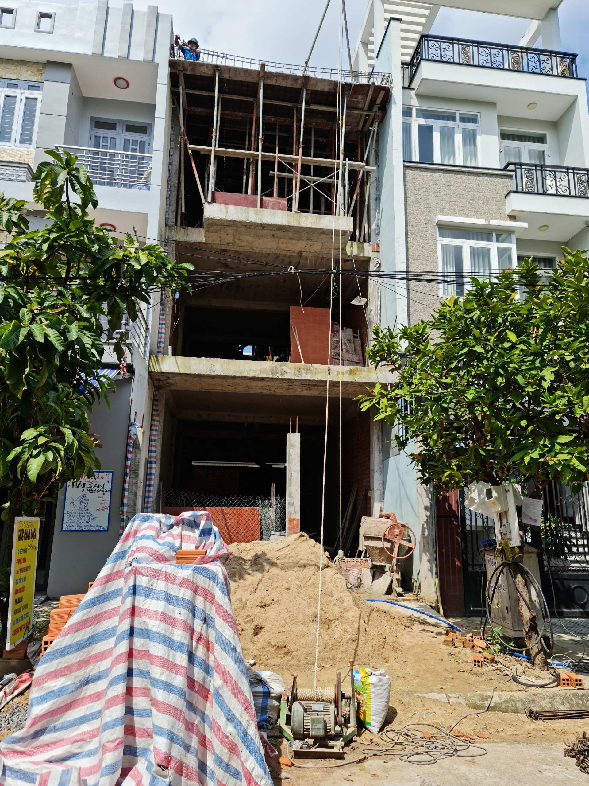 CÔNG TY TNHH THIẾT KẾ XÂY DỰNG Hưng Phát